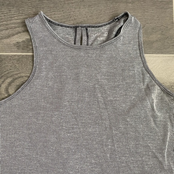 BCG Bundle Set of 2 Athletic Tank Tops - Picture 11 of 15